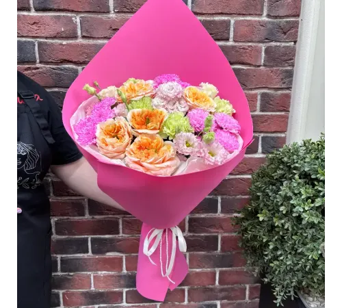 Букет с розой манго