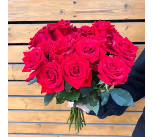 Роза красная Love